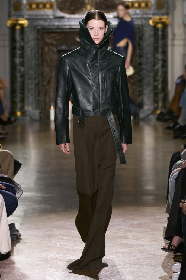 "فيكتوريا بيكهام" خريف و شتاء 2024