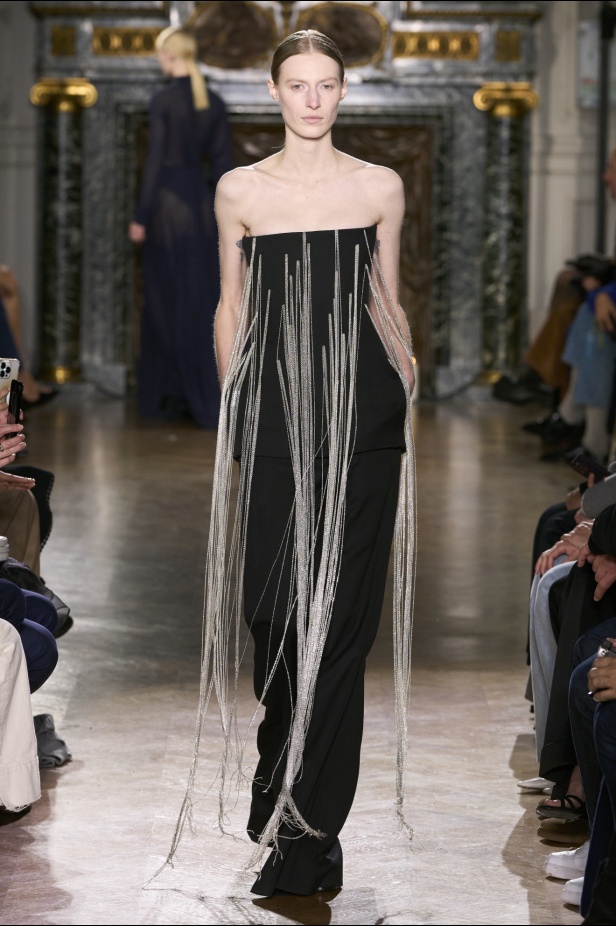 "فيكتوريا بيكهام" خريف و شتاء 2024