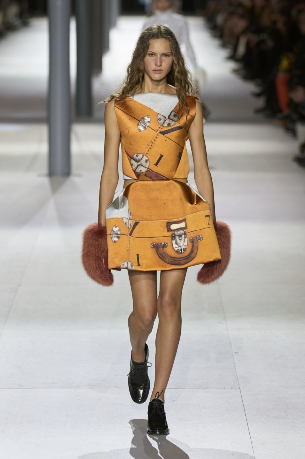 مجموعة Louis Vuitton احتفال بإبداعات Nicolas Ghesquière على مدار 10 سنوات 