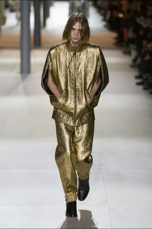 مجموعة Louis Vuitton احتفال بإبداعات Nicolas Ghesquière على مدار 10 سنوات 