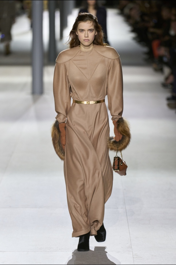 مجموعة Louis Vuitton احتفال بإبداعات Nicolas Ghesquière على مدار 10 سنوات 