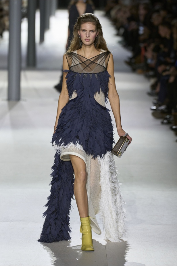 مجموعة Louis Vuitton احتفال بإبداعات Nicolas Ghesquière على مدار 10 سنوات 