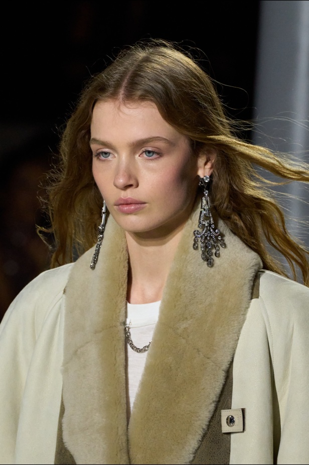 مجموعة Louis Vuitton احتفال بإبداعات Nicolas Ghesquière على مدار 10 سنوات 