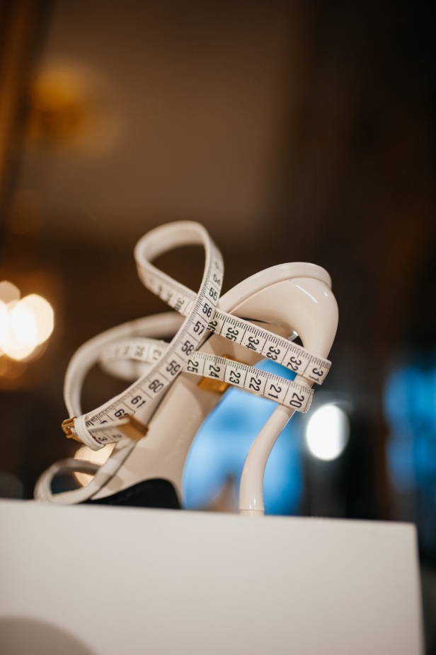 مجموعة Schiaparelli لخريف وشتاء 2024.. فخامة معتادة وعالم من الإبداع