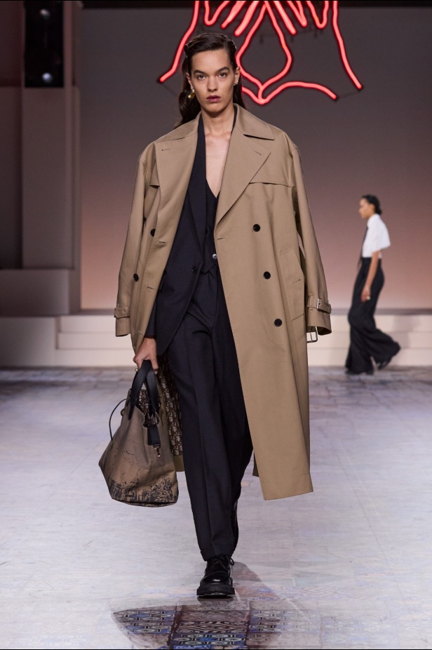 مجموعة ديور Pre-Fall 2024 