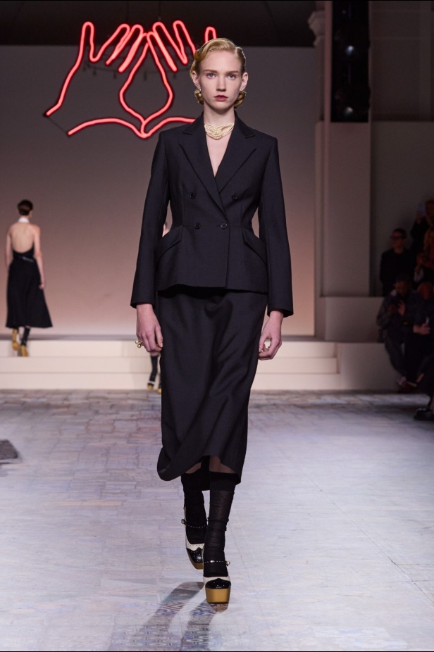 مجموعة ديور Pre-Fall 2024 