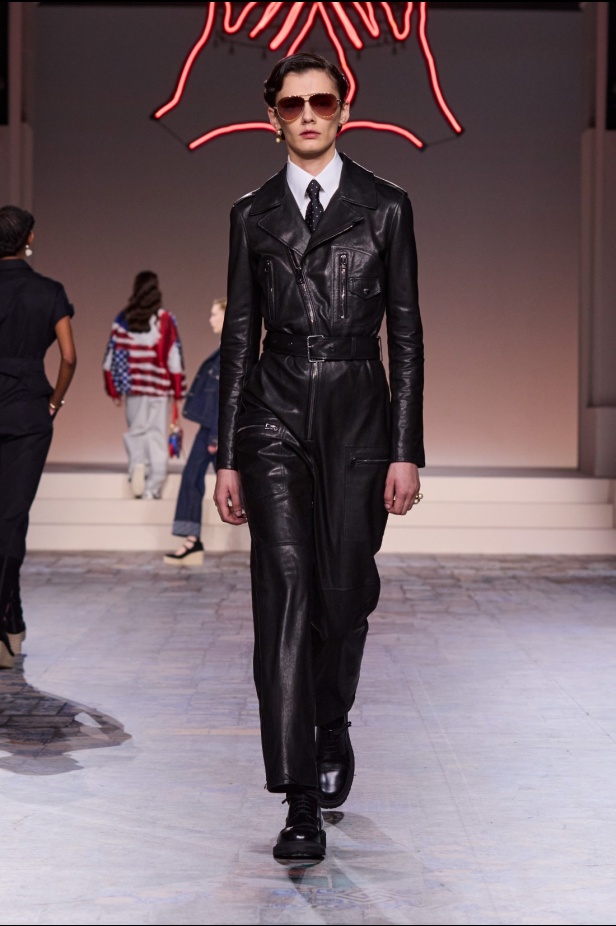 مجموعة ديور Pre-Fall 2024 