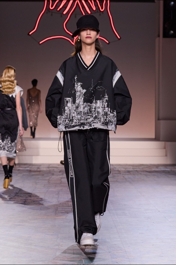 مجموعة ديور Pre-Fall 2024 