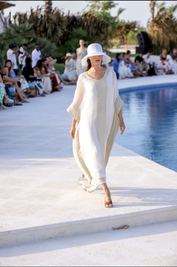 علامة Rebirth تختتم أسبوع البحر الأحمر للموضة بمجموعة مستوحاة من طبيعة المملكة