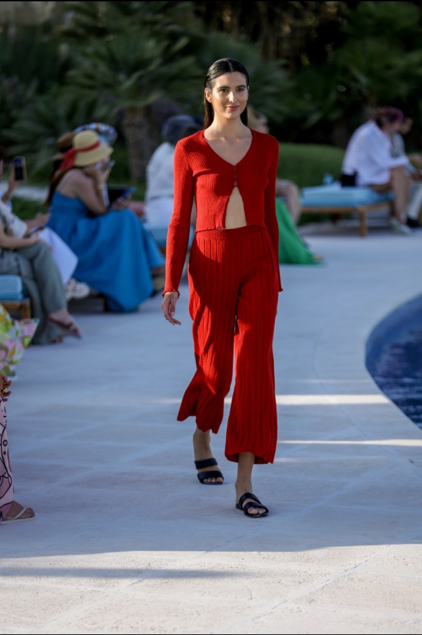 عرض أزياء Yasmina Q 