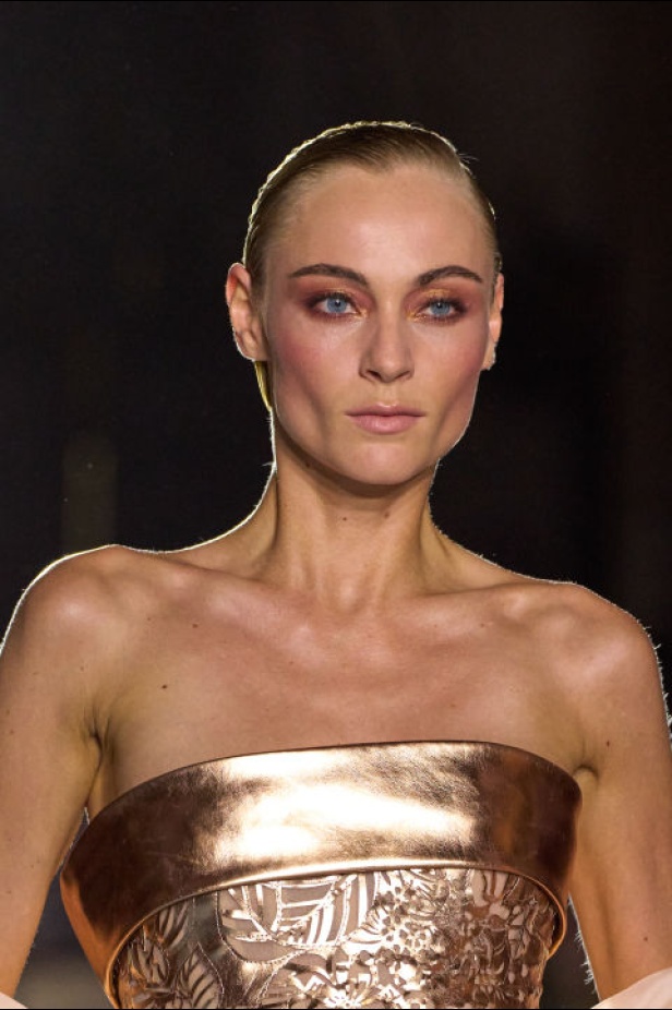 اطلالات جمالية لمﺠﻤﻮﻋﺔ ﺟﻮرج ﺷﻘﺮا لخريف وﺷﺘﺎء 2024-2025