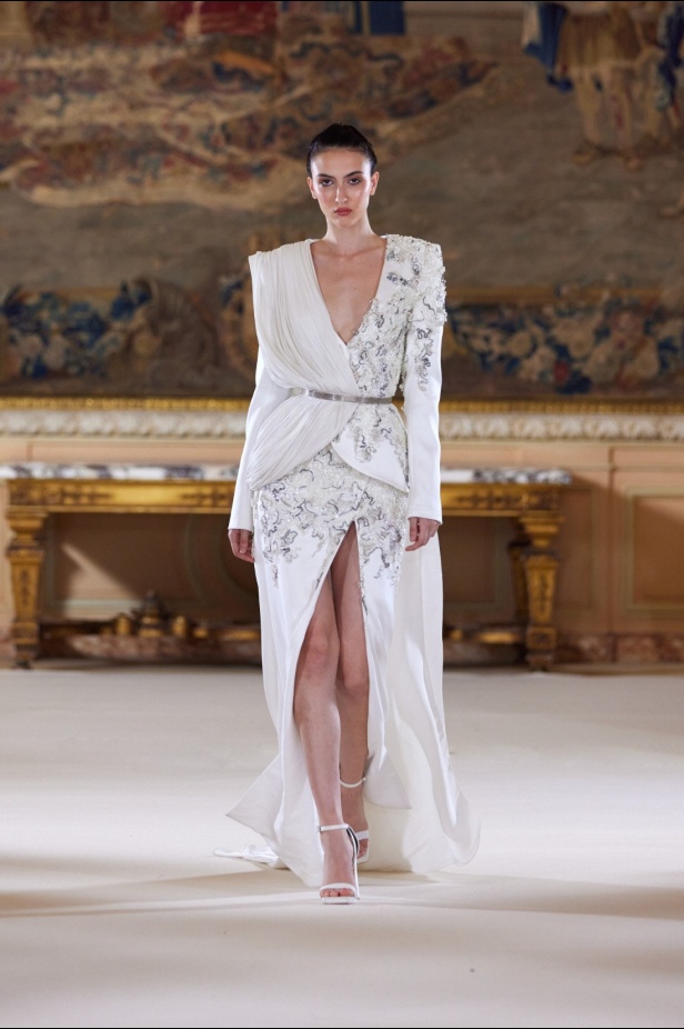 عناصر الطبيعة تستحوذ على مجموعة طوني ورد للأزياء الراقية وتتخذ أشكالاً عديدة من خلال التكاوين والقصات