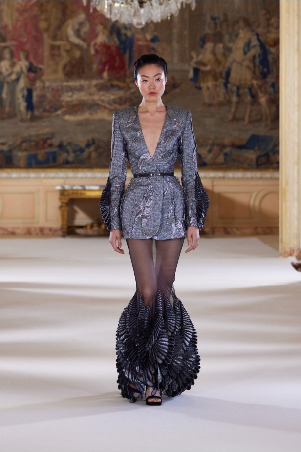 عناصر الطبيعة تستحوذ على مجموعة طوني ورد للأزياء الراقية وتتخذ أشكالاً عديدة من خلال التكاوين والقصات