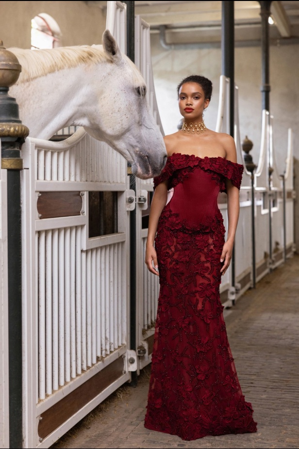 إبداع وأناقة في مجموعة رامي قاضي "Meydan" لخريف وشتاء 2024-2025... تجسيد روح الفروسية برقيّ وأنوثة لا مثيل لهما