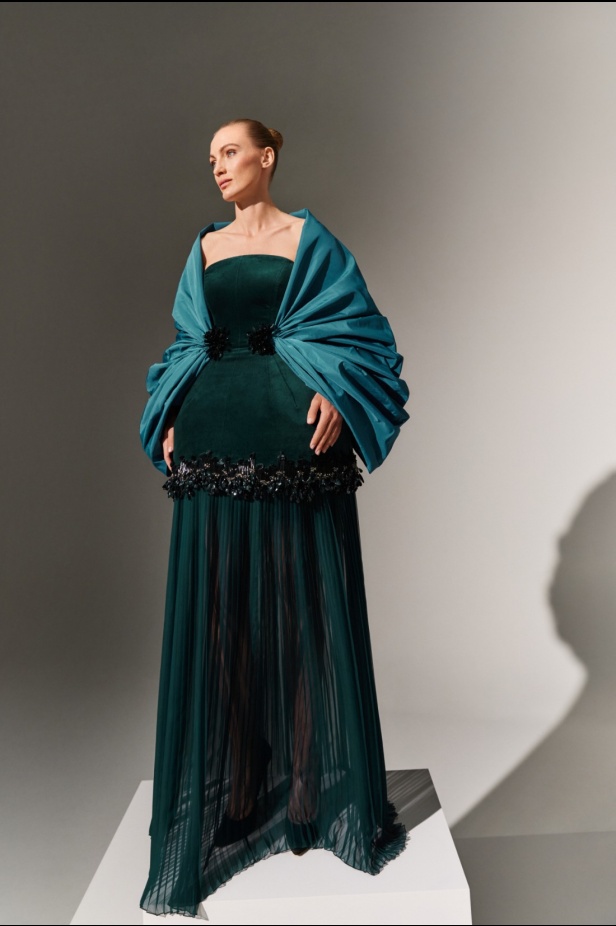 مجموعة Azzi & Osta خريف و شتاء 2024 للأزياء الراقية