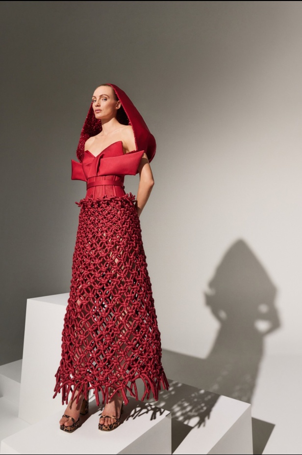 مجموعة Azzi & Osta خريف و شتاء 2024 للأزياء الراقية