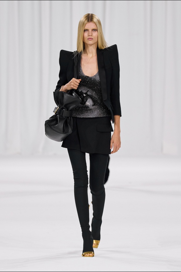 عودة إلى الجذور في مجموعة بالمان لربيع 2025