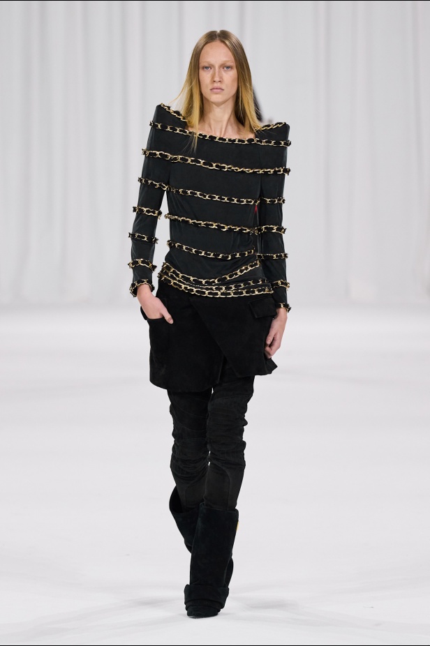 عودة إلى الجذور في مجموعة بالمان لربيع 2025