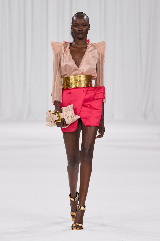 عودة إلى الجذور في مجموعة بالمان لربيع 2025