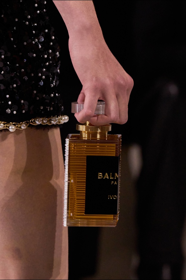 عودة إلى الجذور في مجموعة بالمان لربيع 2025