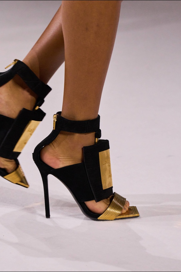 عودة إلى الجذور في مجموعة بالمان لربيع 2025