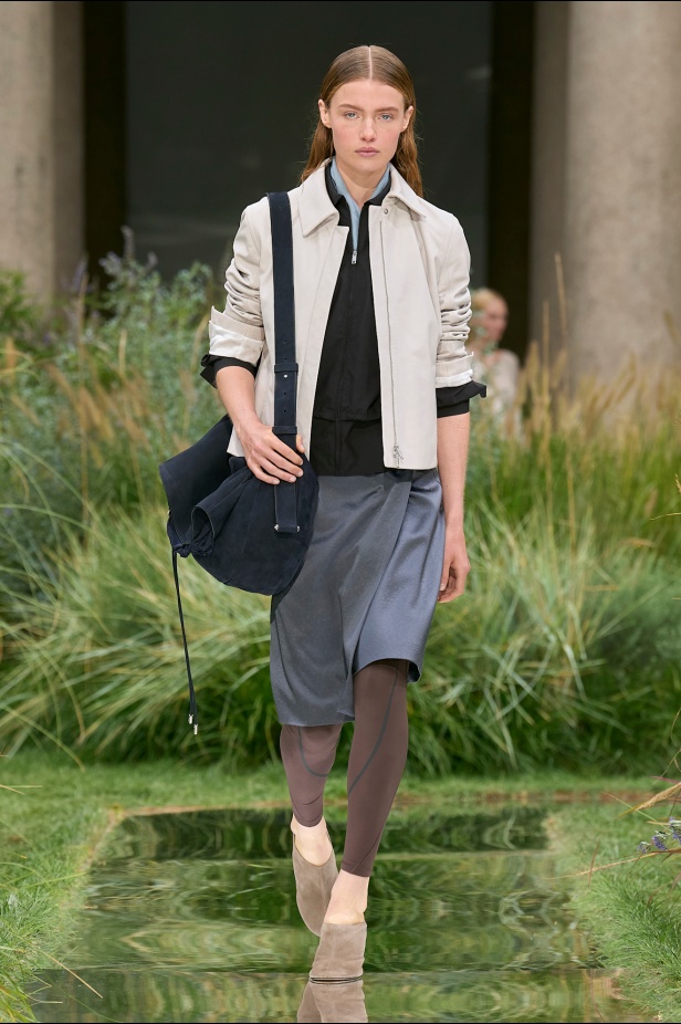 مجموعة Out of Office من Boss لربيع وصيف 2025