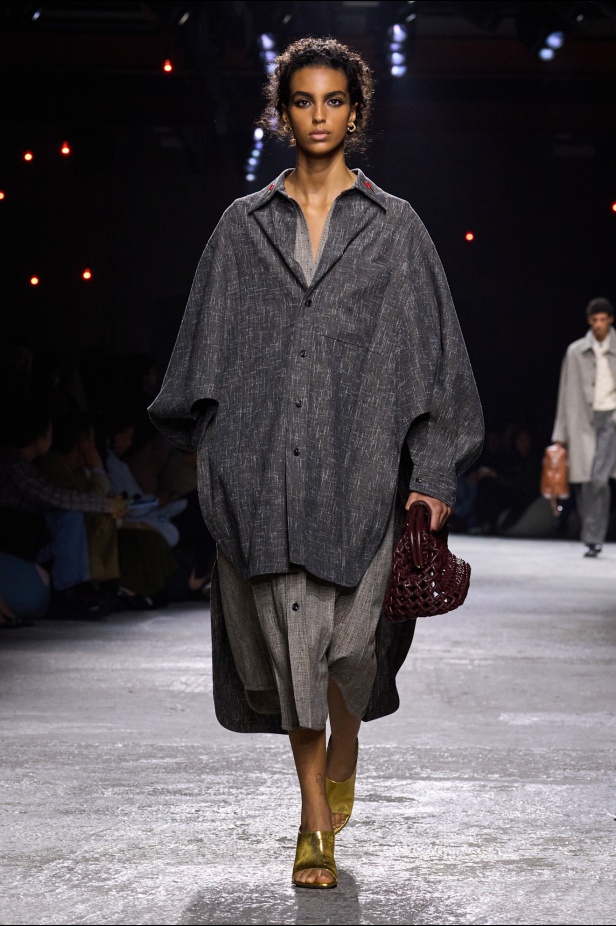 مجموعة Bottega Veneta لربيع وصيف 2025