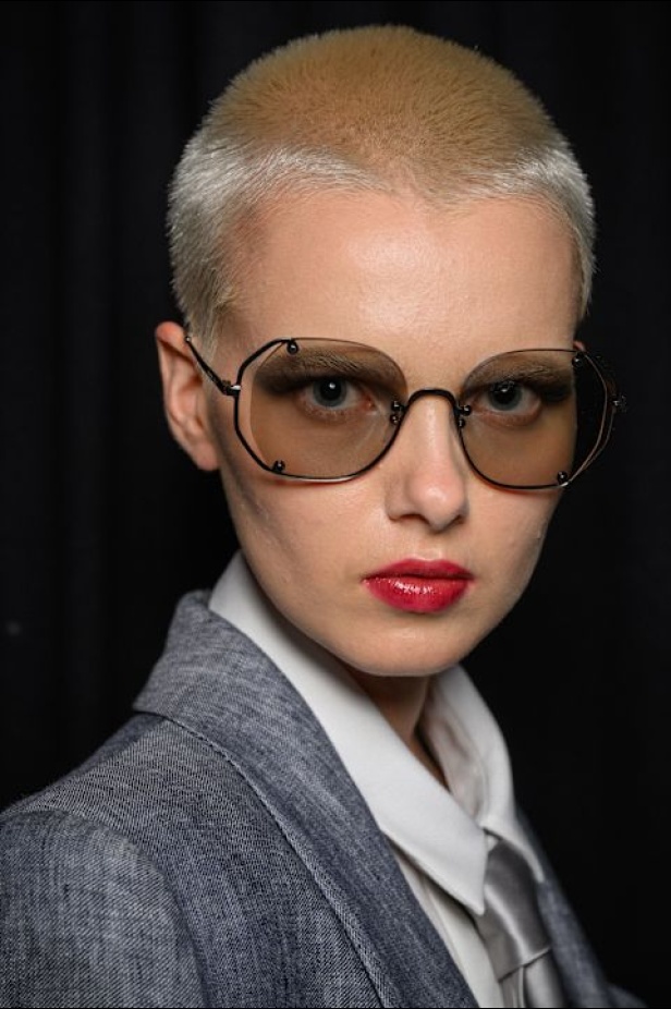 مجموعة Emporio Armani لربيع وصيف 2025