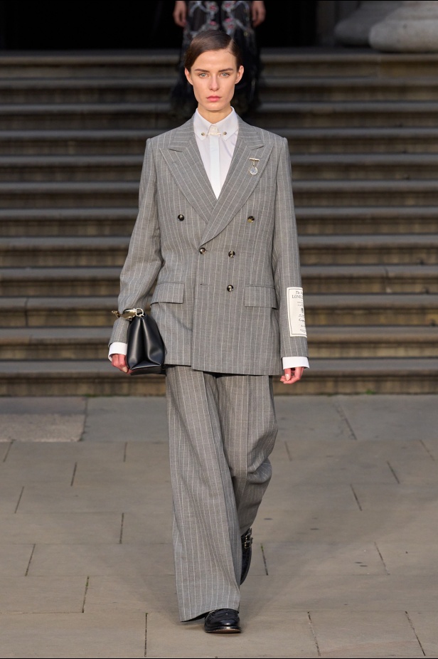 مجموعة Erdem لربيع وصيف 2025