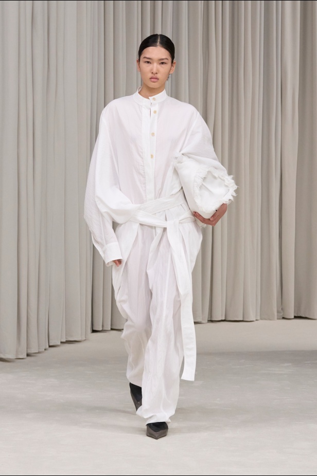 مجموعة Ferragamo ربيع و صيف 2025