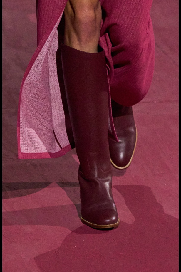 مجموعة Hermès لربيع وصيف 2025... رسالة حب للحرفية التي تُتقنها الدار