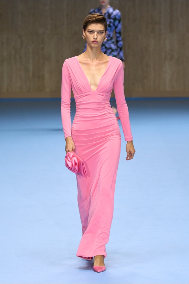 عرض أزياء  Carolina Herrera لربيع وصيف 2024-2025