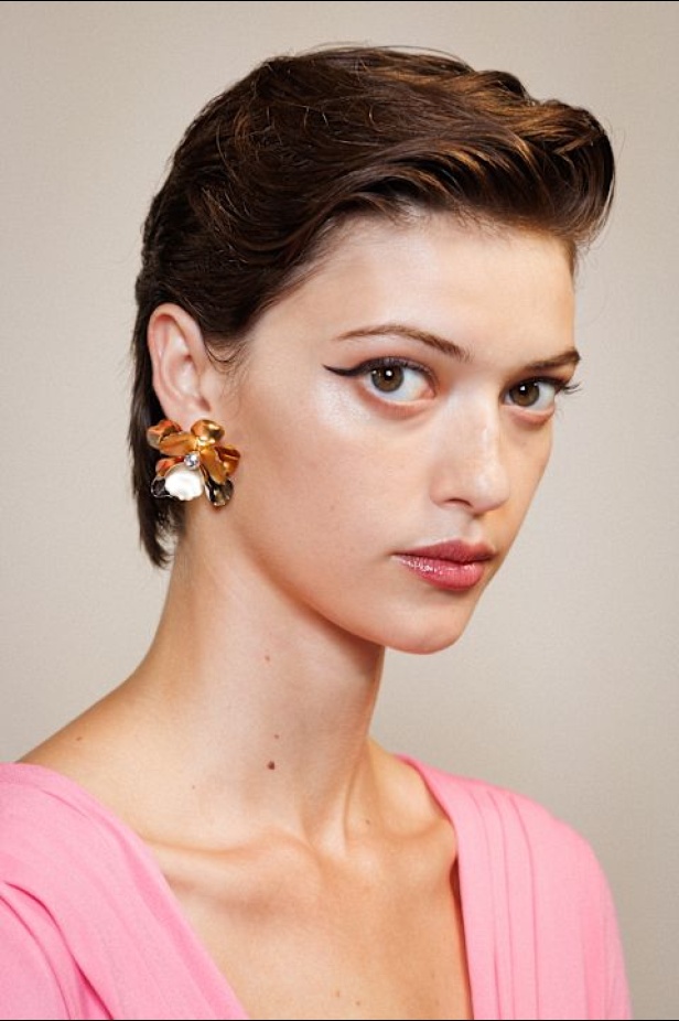 عرض أزياء Carolina Herrera لربيع وصيف 2024-2025