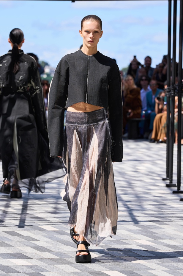 مجموعة Jason Wu لربيع 2025