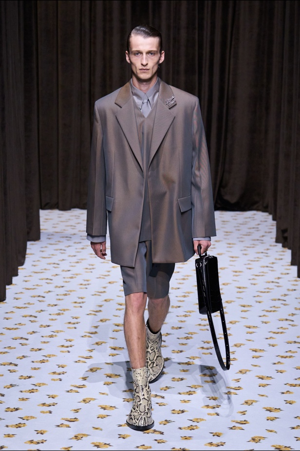 مجموعة Jil Sander ربيع و صيف 2025 للملابس الجاهزة