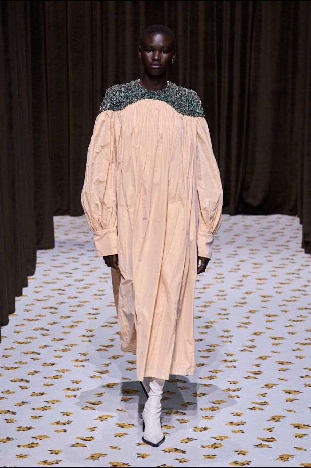 مجموعة Jil Sander ربيع و صيف 2025 للملابس الجاهزة