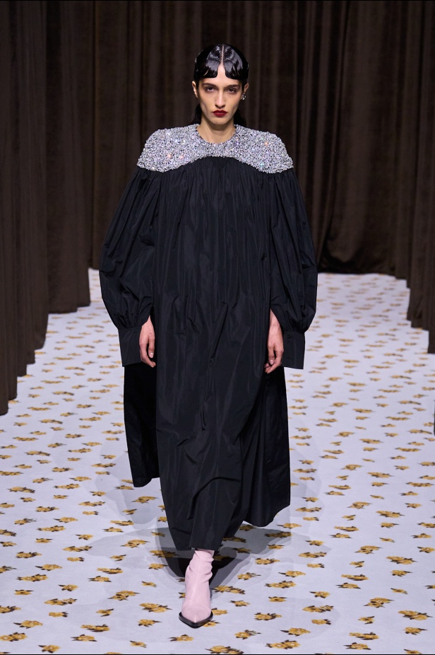 مجموعة Jil Sander ربيع و صيف 2025 للملابس الجاهزة