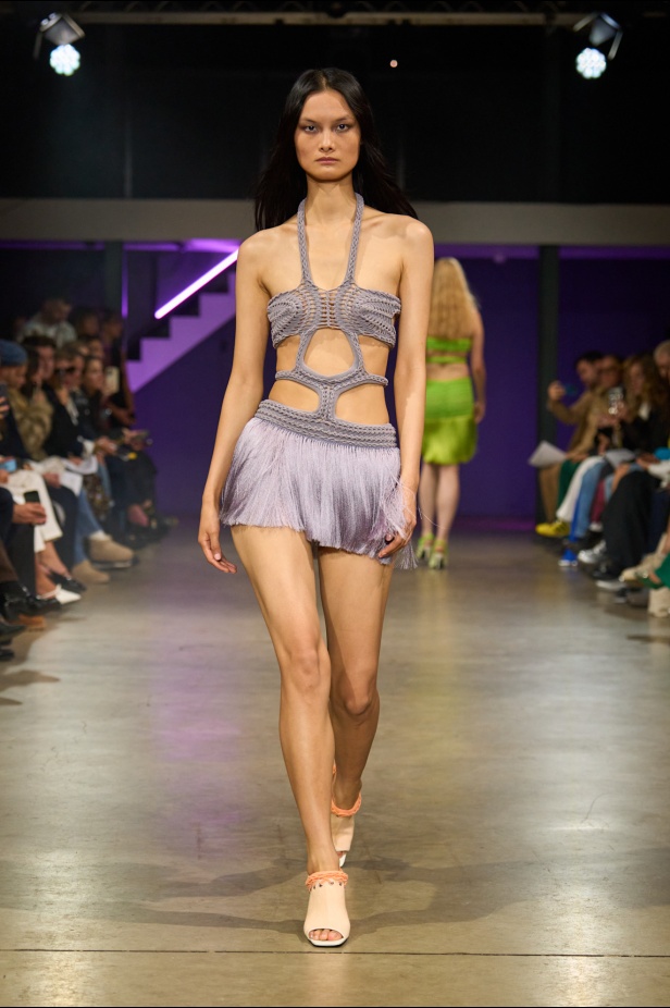 مجموعة Mark Fast لربيع وصيف 2025 في لندن