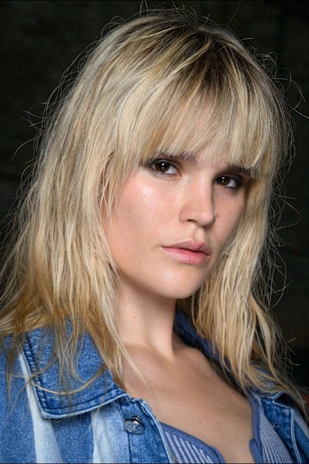 مجموعة Mark Fast لربيع وصيف 2025 في لندن