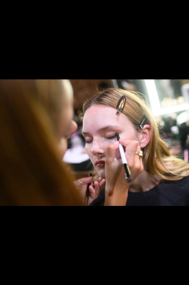 مجموعة Mark Fast لربيع وصيف 2025 في لندن