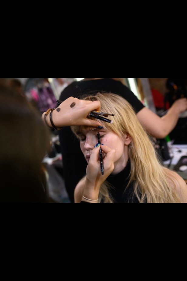 مجموعة Mark Fast لربيع وصيف 2025 في لندن