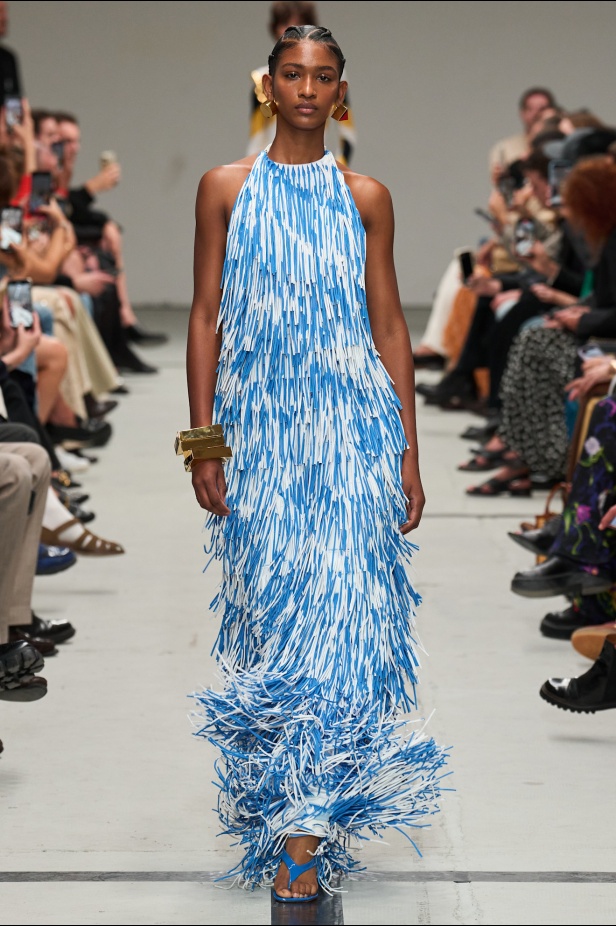 مجموعة Missoni لربيع وصيف 2025 في ميلانو.