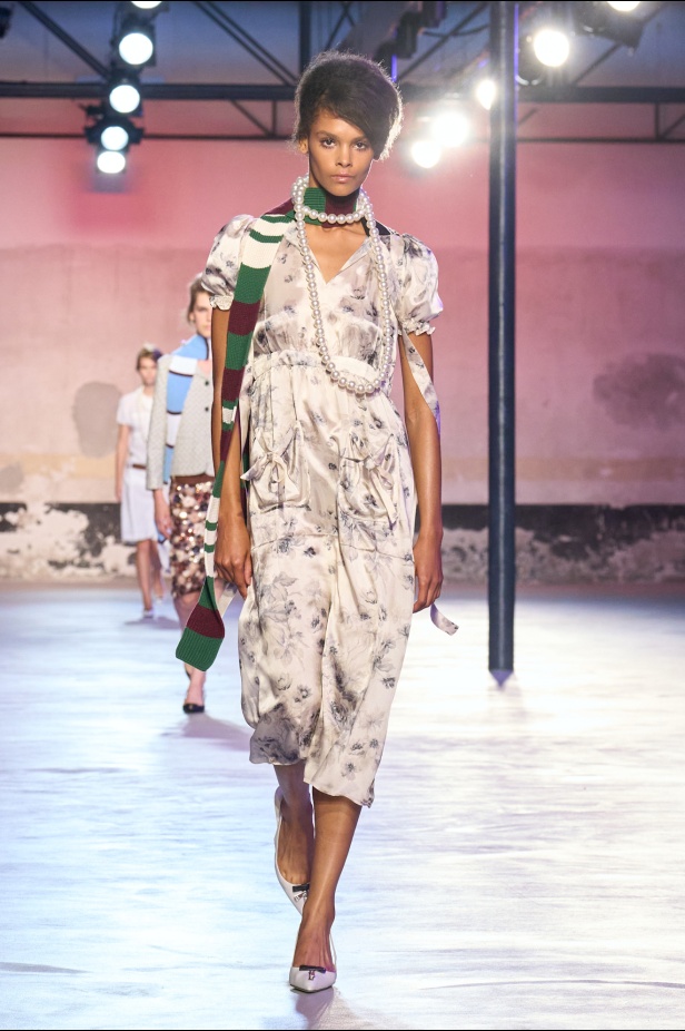 مجموعة N 21 لربيع وصيف 2025