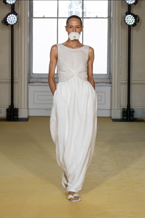 مجموعة ربيع وصيف 2025 من Noon By Noor