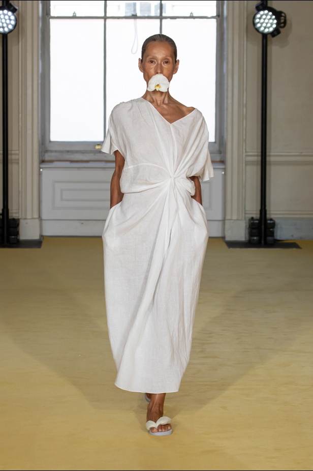 مجموعة ربيع وصيف 2025 من Noon By Noor