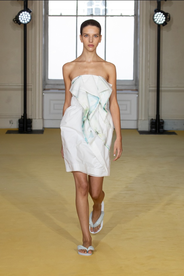 مجموعة ربيع وصيف 2025 من Noon By Noor