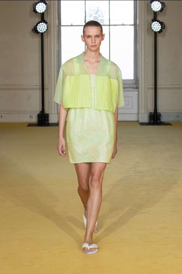 مجموعة ربيع وصيف 2025 من Noon By Noor