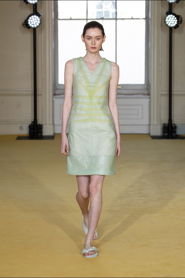 مجموعة ربيع وصيف 2025 من Noon By Noor