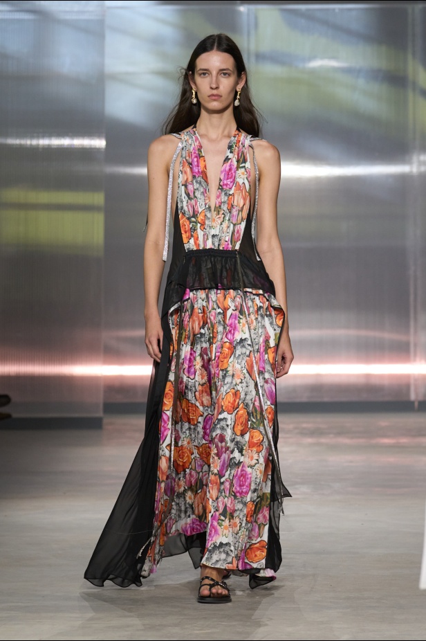 مجموعة 3.1 Phillip Lim ربيع و صيف 2025 