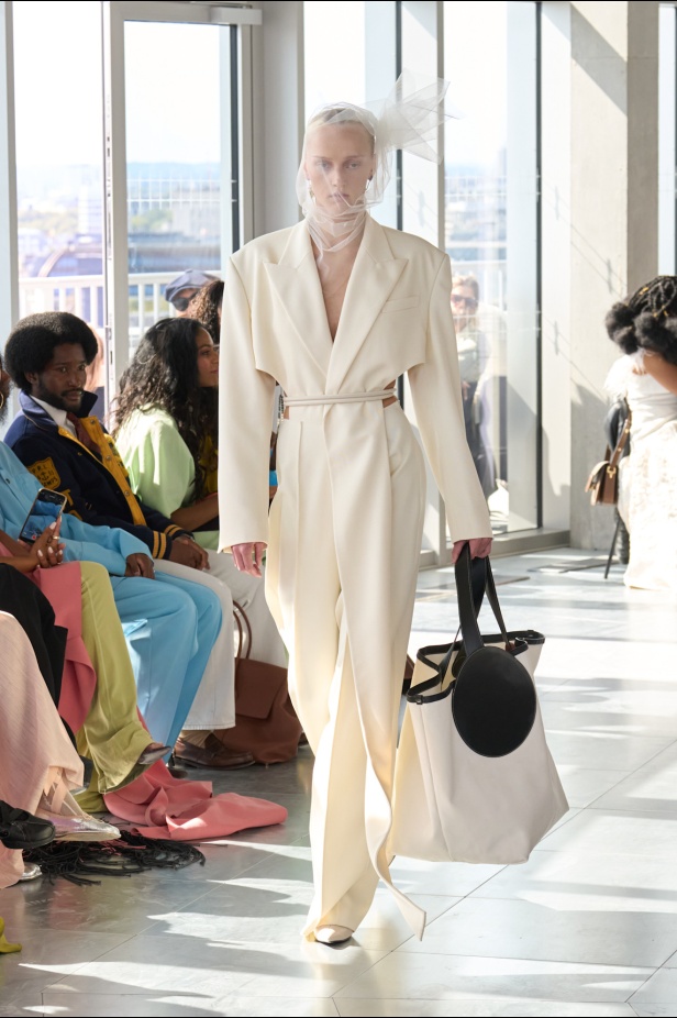 مجموعة Roksanda لربيع وصيف 2025